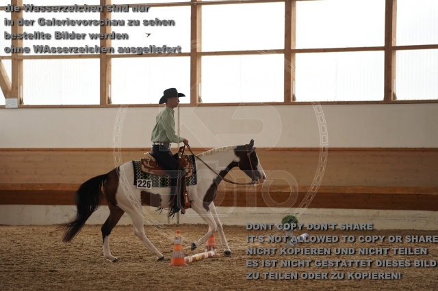 s_A_901711.JPG